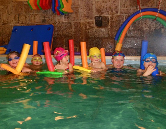 montessori školkami Řepy