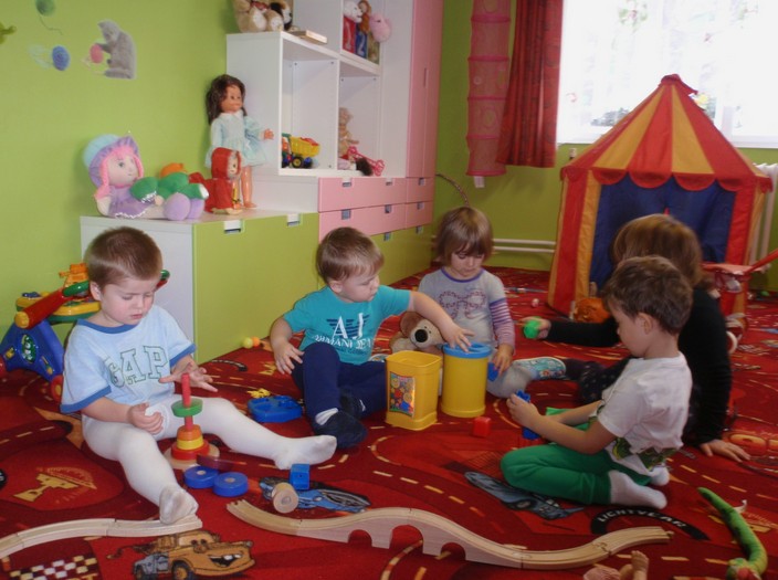 Macíček montessori školkami