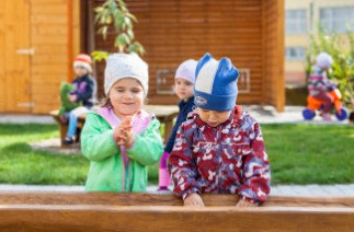 montessori školkám Praha 5